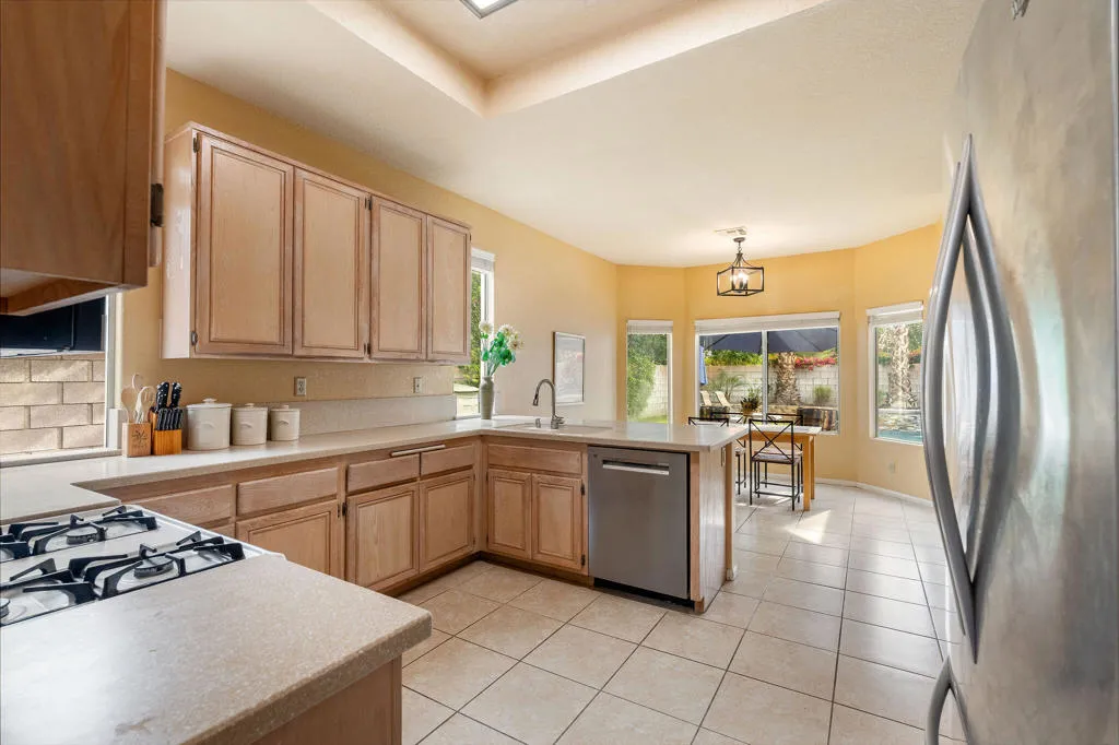 78585 Villeta Drive, La Quinta, California 92253 home-pic-7