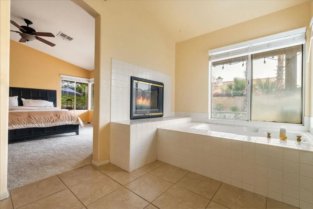 78585 Villeta Drive, La Quinta, California 92253 home-pic-31