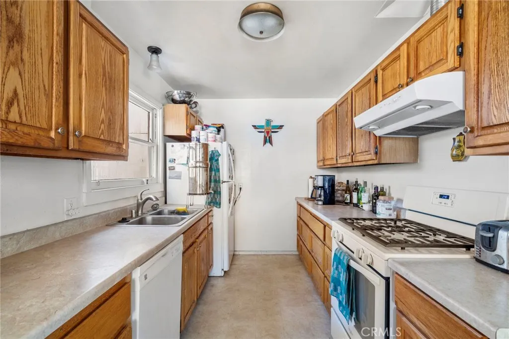 1021 Reed, San Diego, California 92109 home-pic-12