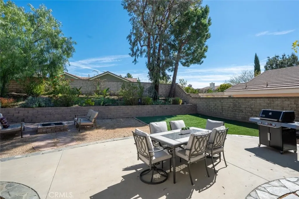 27142 Sanford, Valencia, California 91354 home-pic-19
