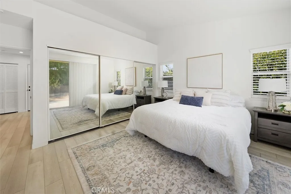 27142 Sanford, Valencia, California 91354 home-pic-11