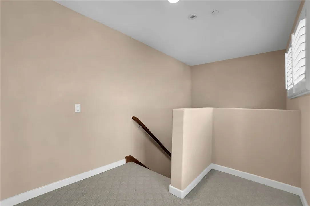 53 N Oak Avenue 5, Pasadena, California 91107 home-pic-34