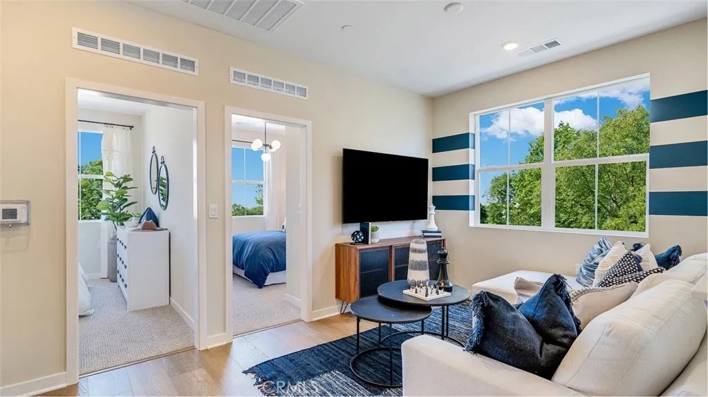 4461 S Patterson Paseo, Ontario, California 91762 home-pic-9