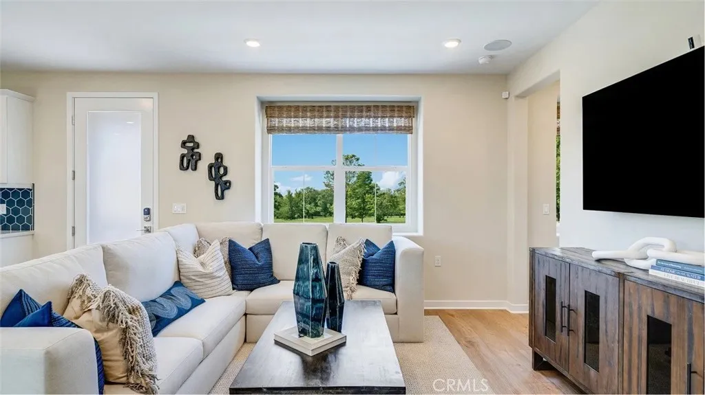 4461 S Patterson Paseo, Ontario, California 91762 home-pic-6