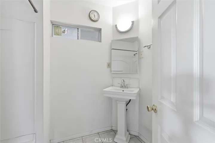 Full bathroom