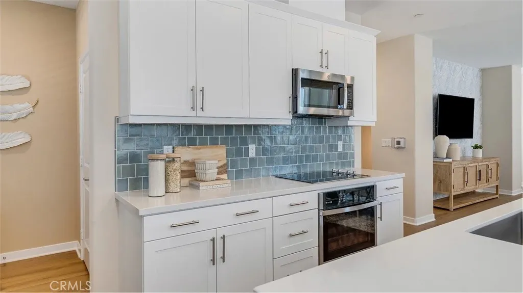 2622 E Hyde Paseo, Ontario, California 91762 home-pic-2