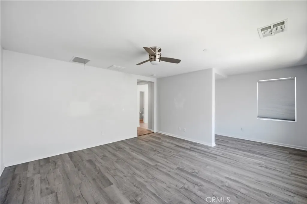 24526 Snapdragon Way, Lake Elsinore, California 92532 home-pic-21