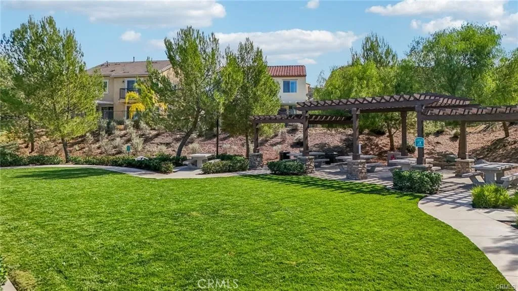 24526 Snapdragon Way, Lake Elsinore, California 92532 home-pic-40