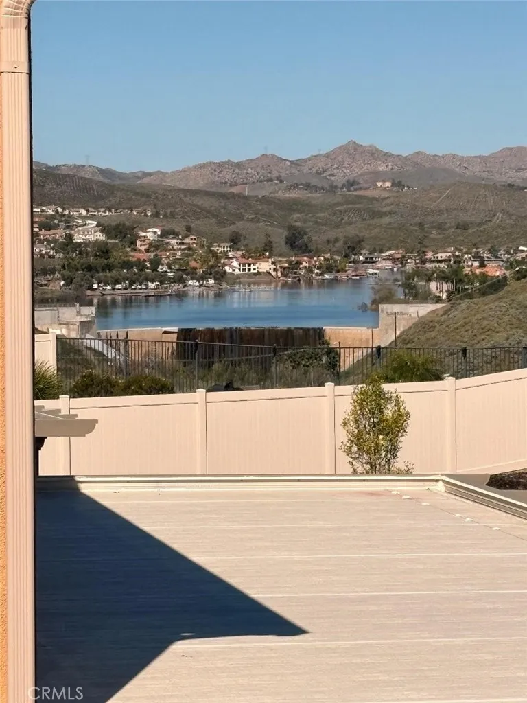 24526 Snapdragon Way, Lake Elsinore, California 92532 home-pic-34