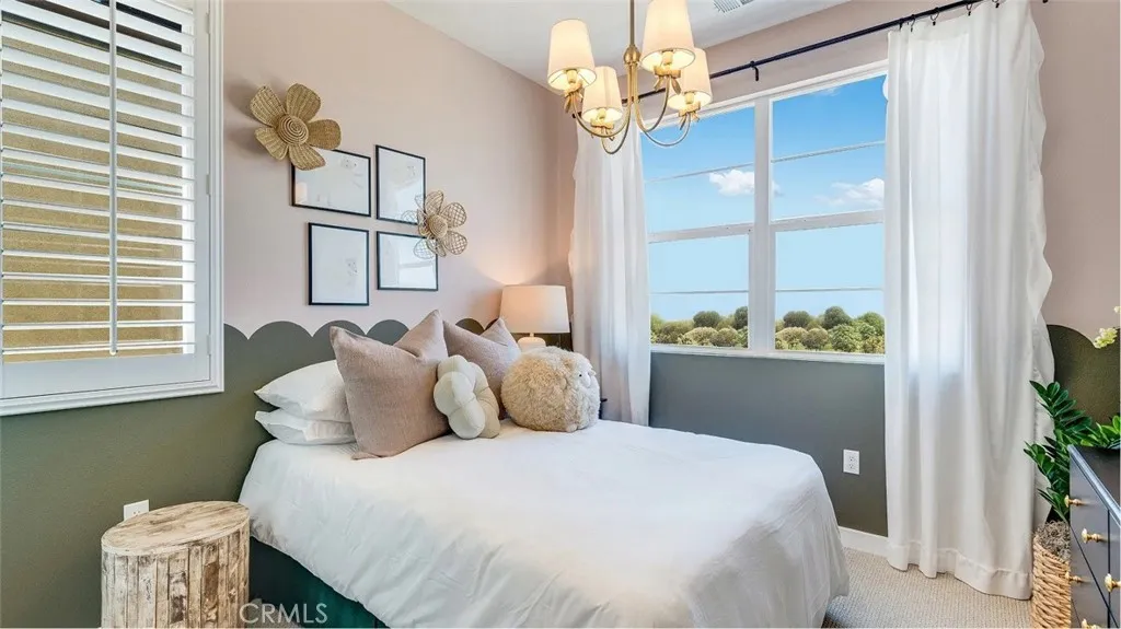 2612 E Hyde Paseo, Ontario, California 91762 home-pic-11