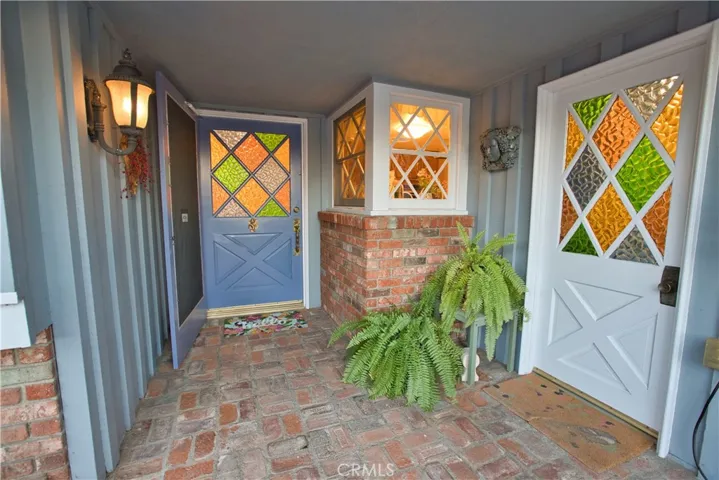 This front porch embraces its visitors