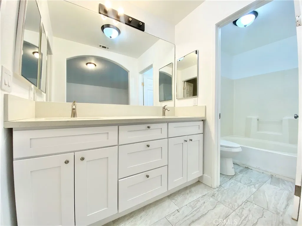 17048 Monaco Drive, Victorville, California 92395 home-pic-21