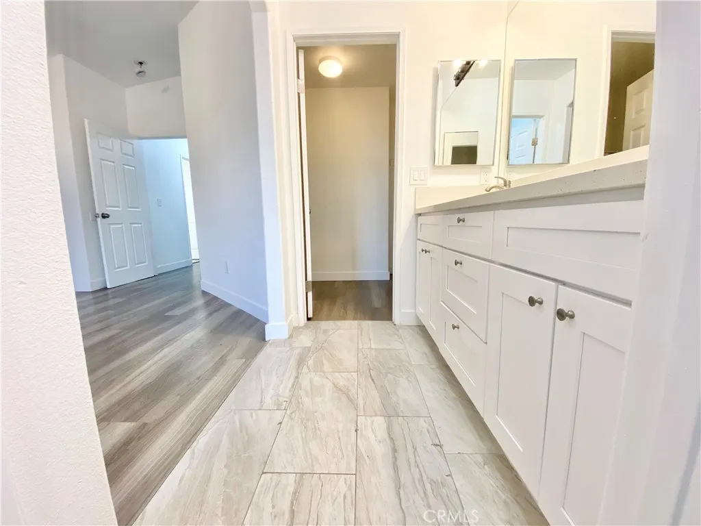 17048 Monaco Drive, Victorville, California 92395 home-pic-23