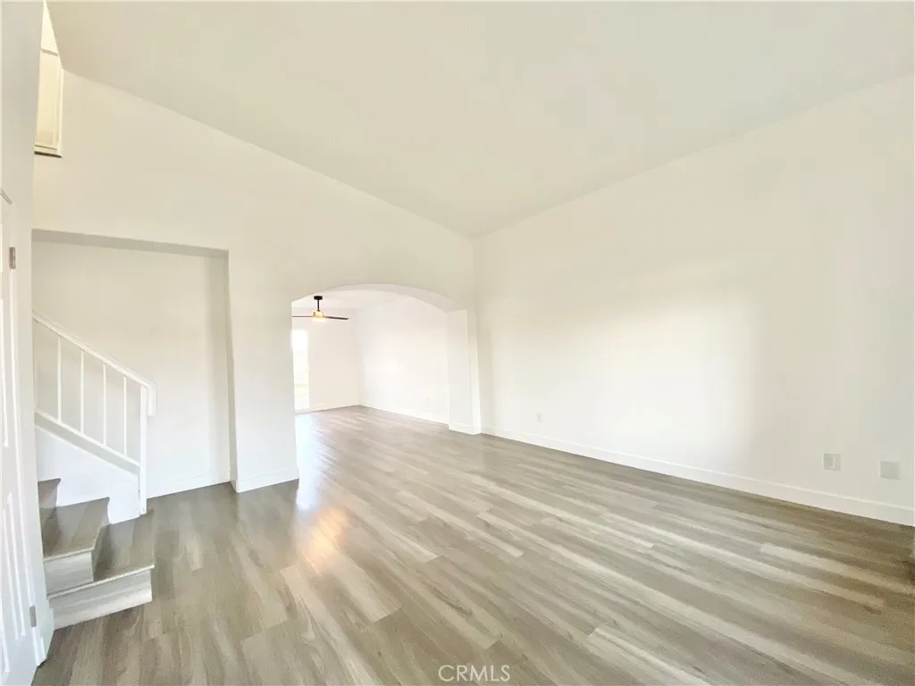 17048 Monaco Drive, Victorville, California 92395 home-pic-15