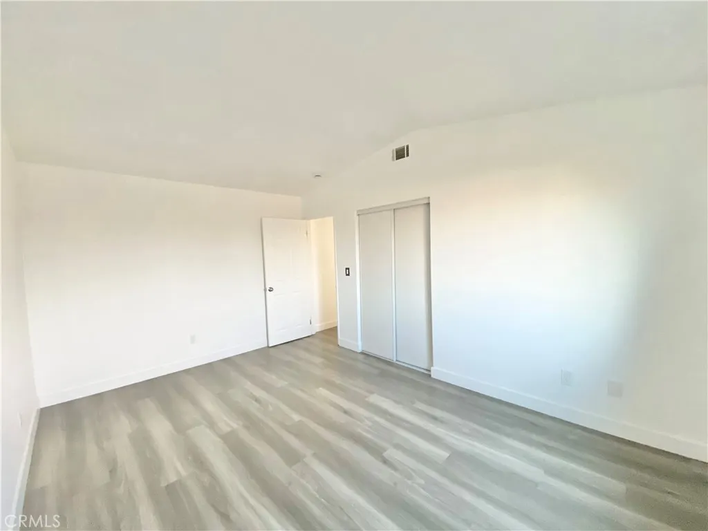17048 Monaco Drive, Victorville, California 92395 home-pic-18