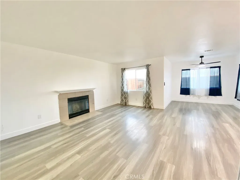 17048 Monaco Drive, Victorville, California 92395 home-pic-13