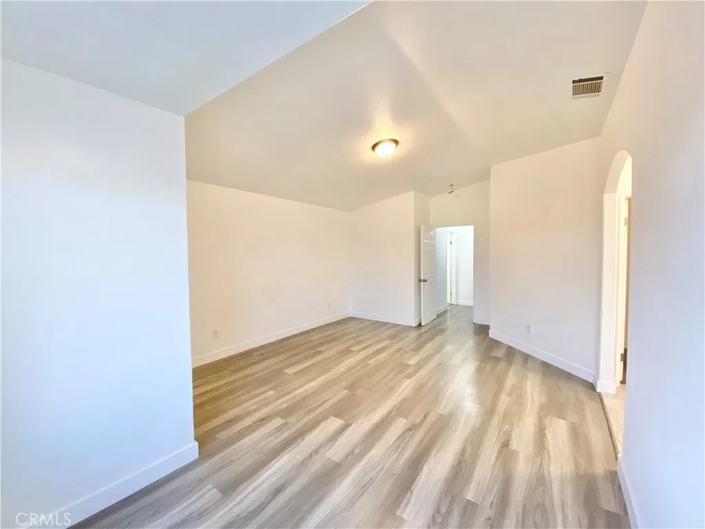 17048 Monaco Drive, Victorville, California 92395 home-pic-25