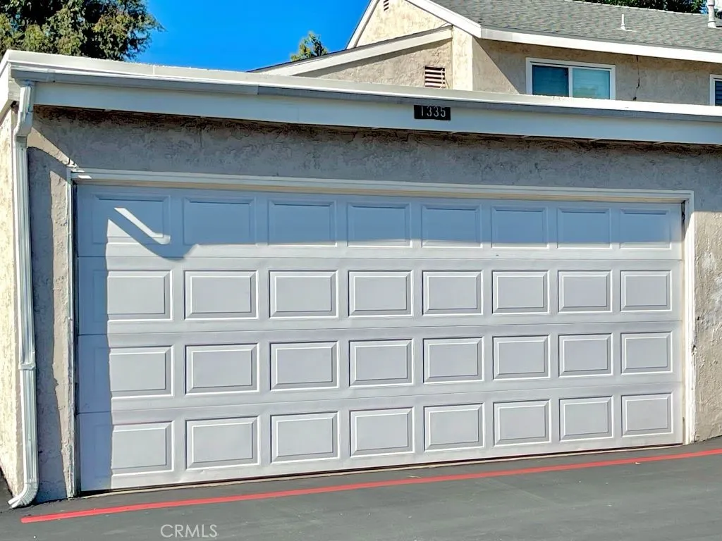 1335 N Elderberry Avenue, Ontario, California 91762 home-pic-21