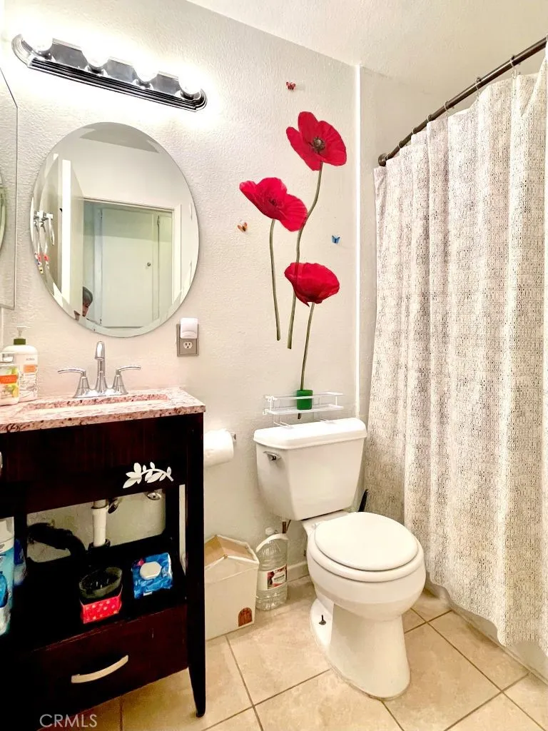 1335 N Elderberry Avenue, Ontario, California 91762 home-pic-11