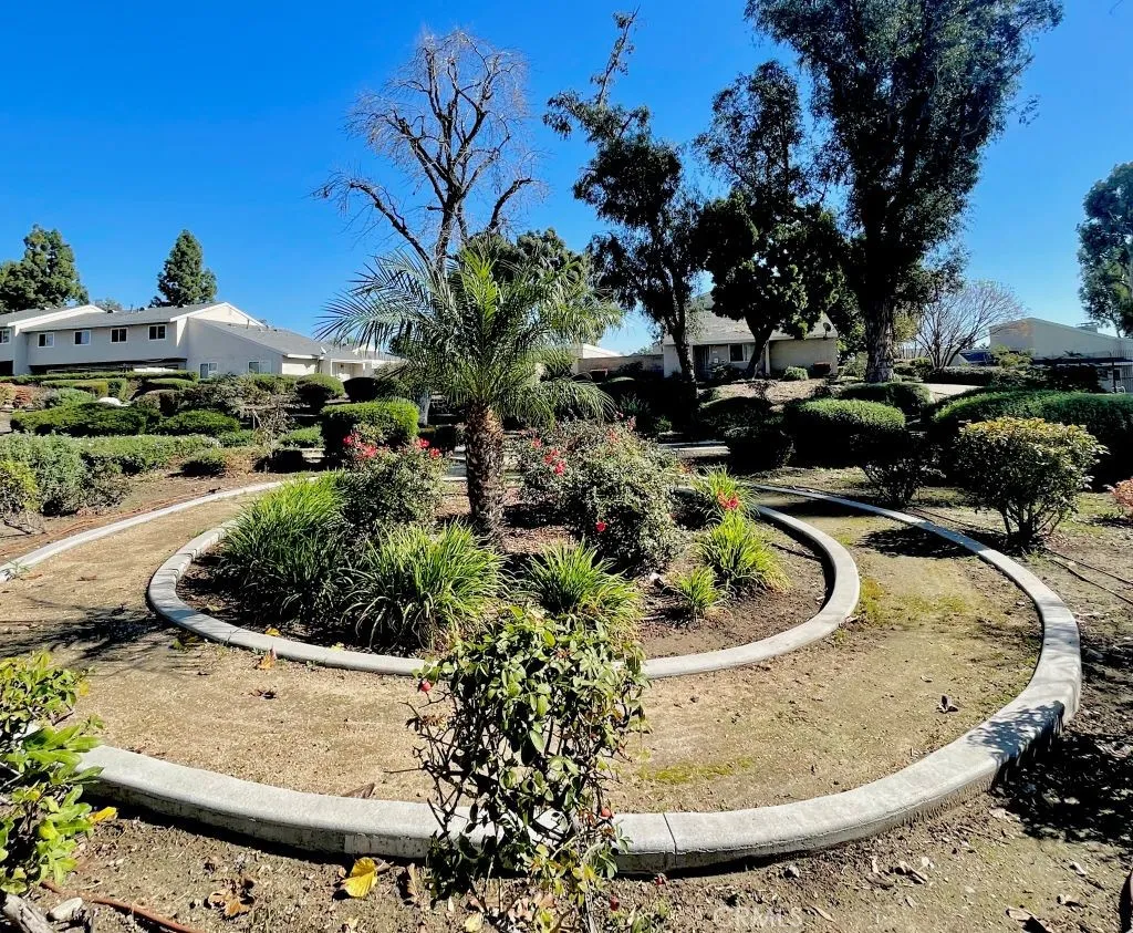 1335 N Elderberry Avenue, Ontario, California 91762 home-pic-25
