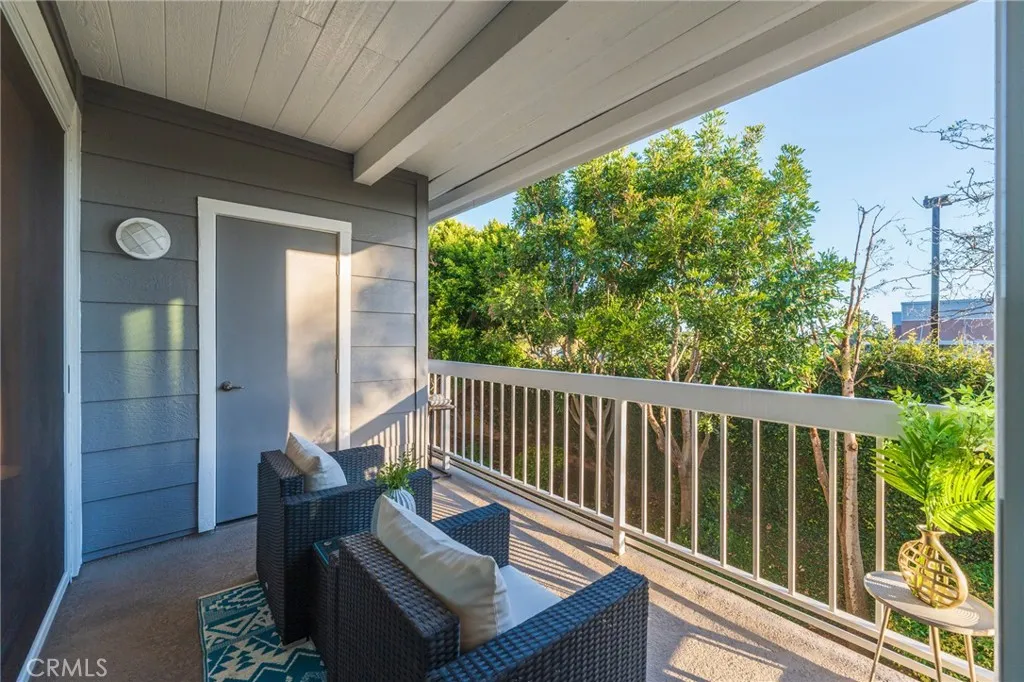 20371 Bluffside Circle 212, Huntington Beach, California 92646 home-pic-35