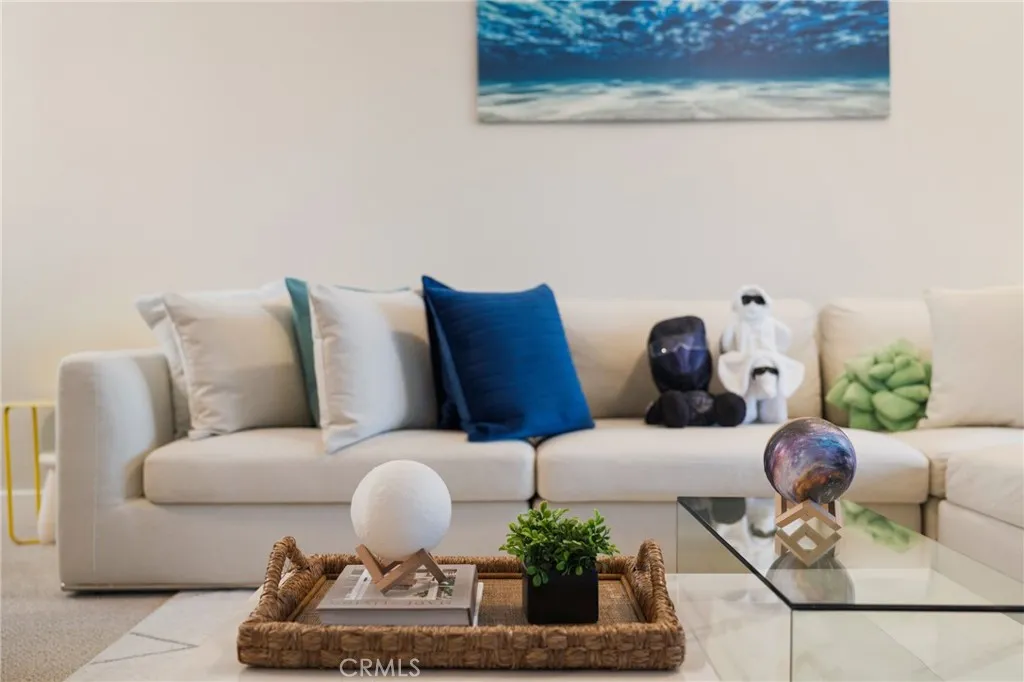 20371 Bluffside Circle 212, Huntington Beach, California 92646 home-pic-12