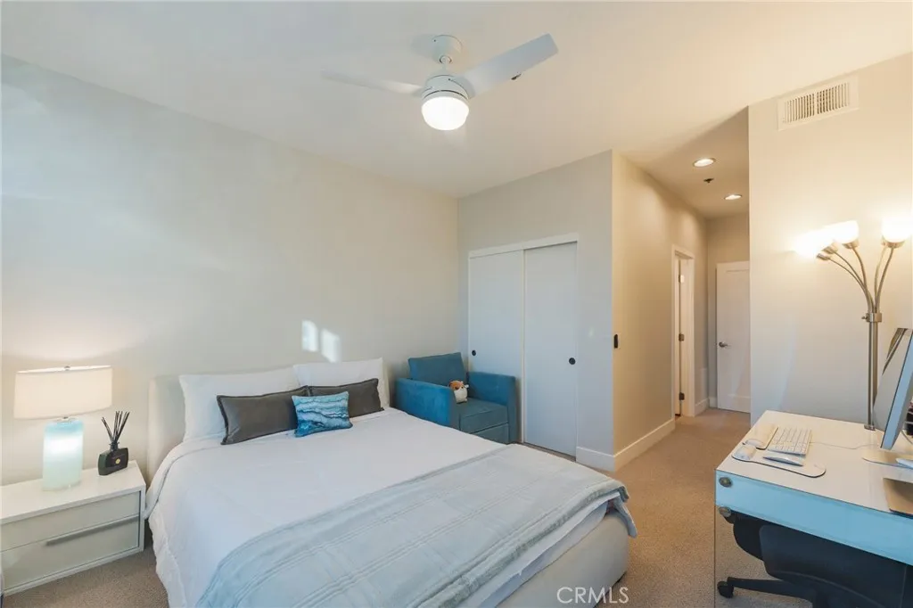 20371 Bluffside Circle 212, Huntington Beach, California 92646 home-pic-22