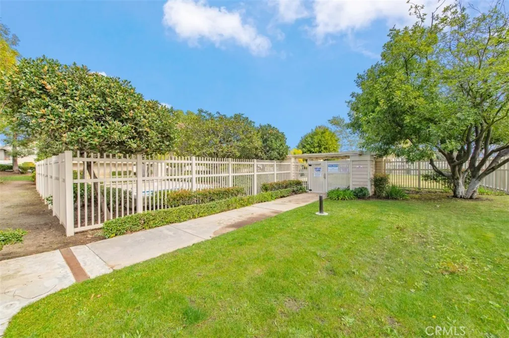 2614 S Quarry Lane A, Walnut, California 91789 home-pic-21