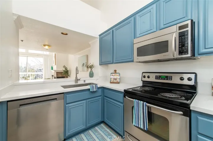 20301 Bluffside Circle D401, Huntington Beach, California 92646