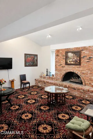 28D678AA-02F8-487B-BE9C-B491A4AAD2C4