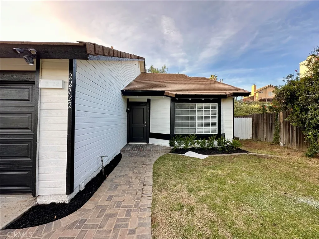 22722 Wild Geranium, Moreno Valley, California 92557 home-pic-2