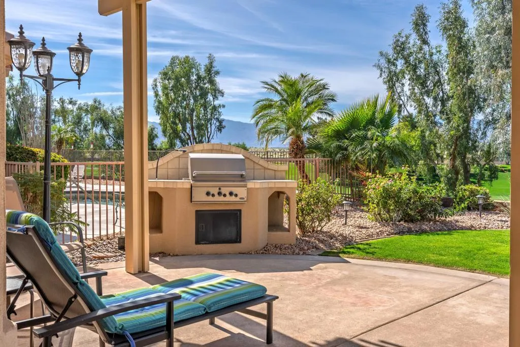 36511 Royal Sage Court, Palm Desert, California 92211 home-pic-6