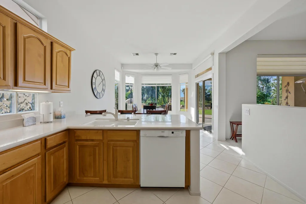 36511 Royal Sage Court, Palm Desert, California 92211 home-pic-13