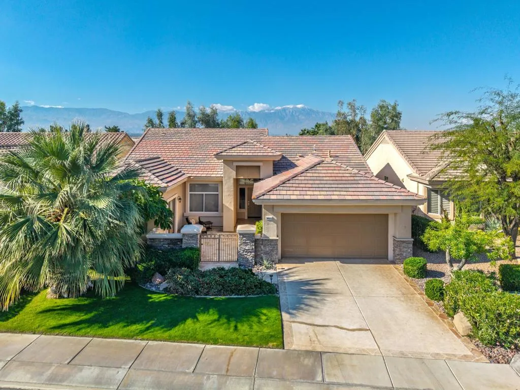 36511 Royal Sage Court, Palm Desert, California 92211 home-pic-1