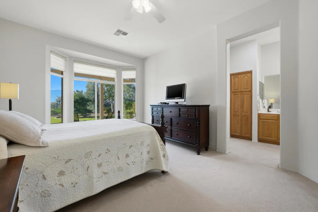 36511 Royal Sage Court, Palm Desert, California 92211 home-pic-18
