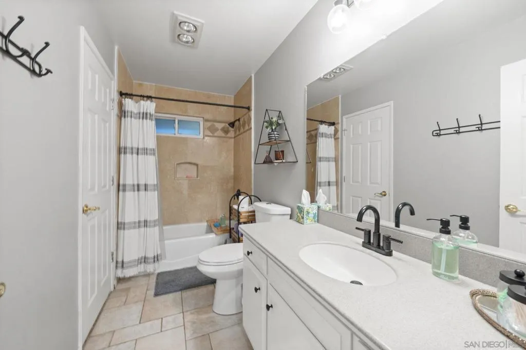 15439 Still Brook Ln, Pauma Valley, California 92061 home-pic-27