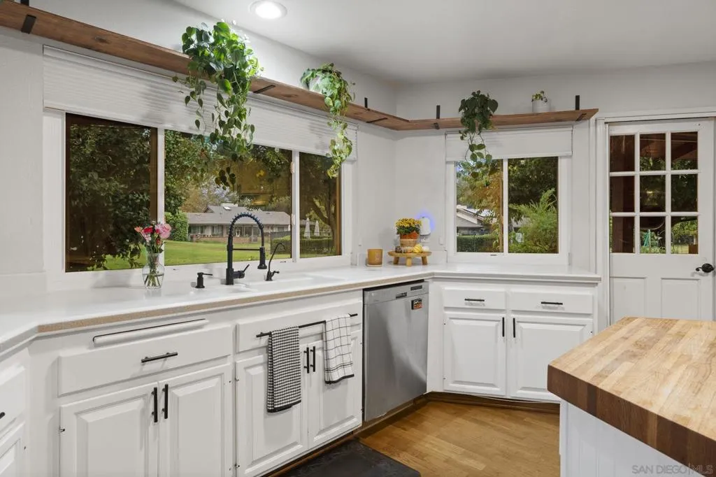15439 Still Brook Ln, Pauma Valley, California 92061 home-pic-16