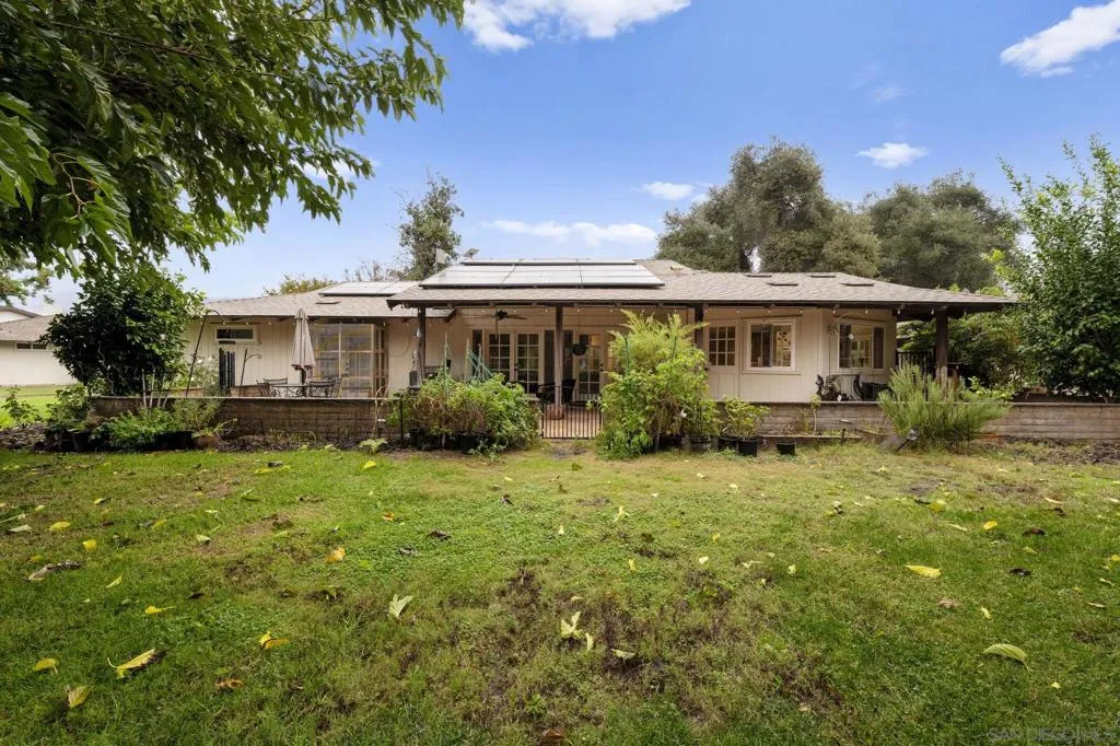 15439 Still Brook Ln, Pauma Valley, California 92061 home-pic-35
