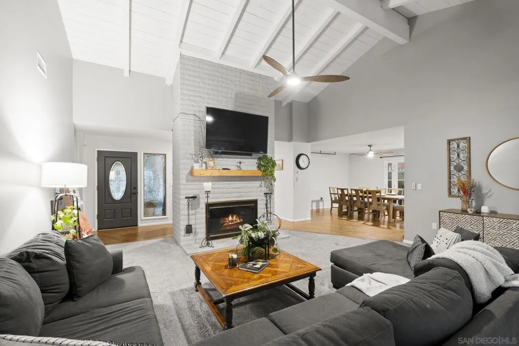 15439 Still Brook Ln, Pauma Valley, California 92061 home-pic-10
