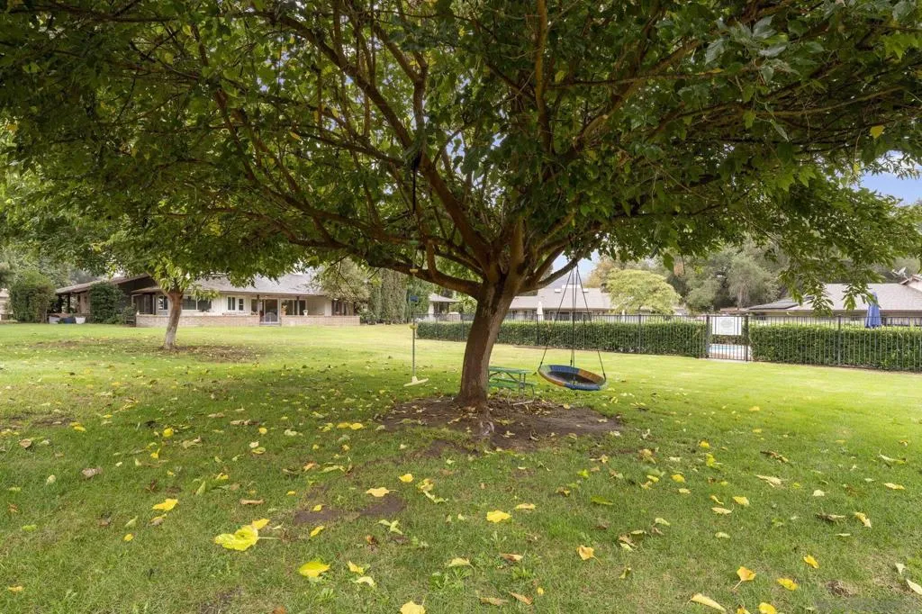 15439 Still Brook Ln, Pauma Valley, California 92061 home-pic-45