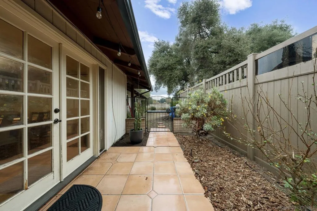 15439 Still Brook Ln, Pauma Valley, California 92061 home-pic-41