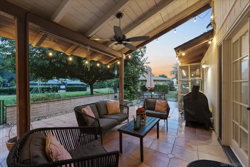 15439 Still Brook Ln, Pauma Valley, California 92061 home-pic-7