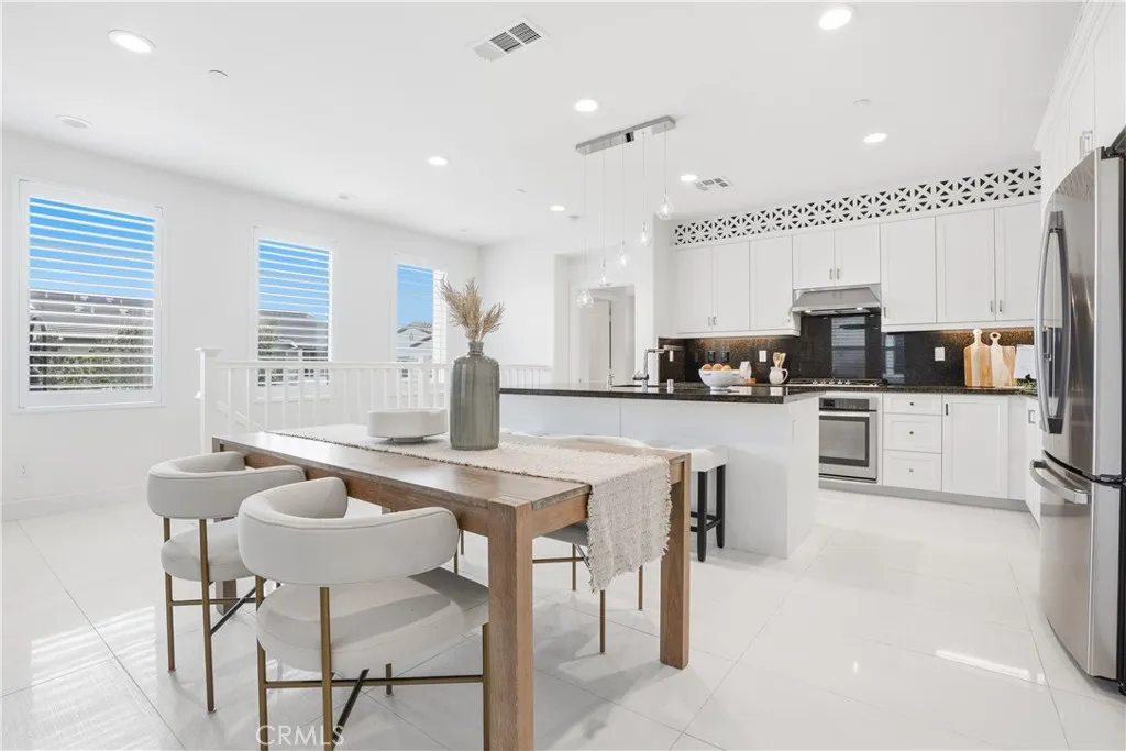 21 Jaripol, Ladera Ranch, California 92694 home-pic-8