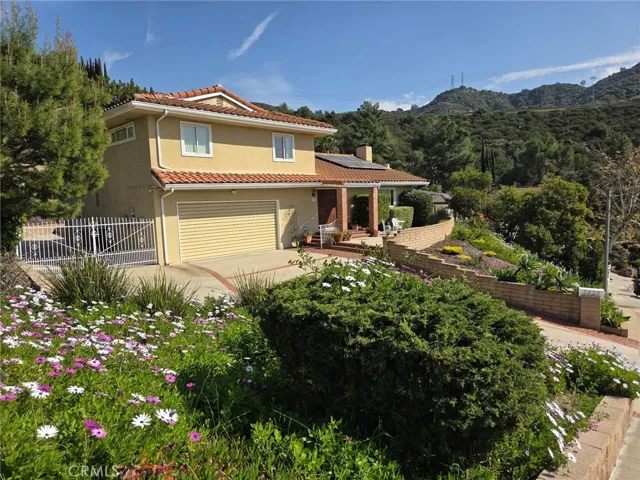 2420 Delisle Court, Glendale, California 91208
