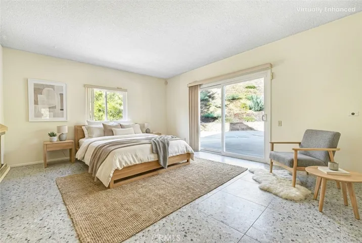 AI Different Decor & AI version of original floor under carpet