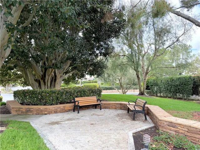 RELAXING SITTING AREAS!