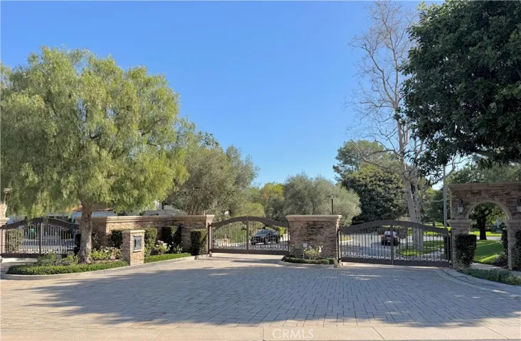 GATE GUARDED COMMUNITY TO PROVIDE UPMOST SECURITY!