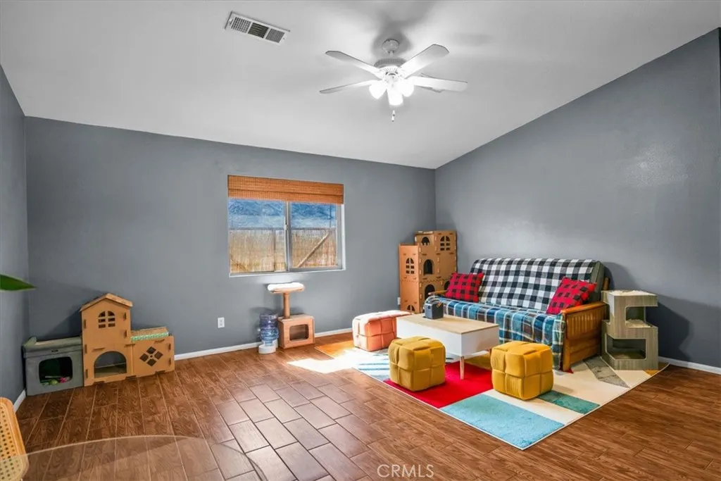 6752 Manzanita Avenue, Twentynine Palms, California 92277 home-pic-7