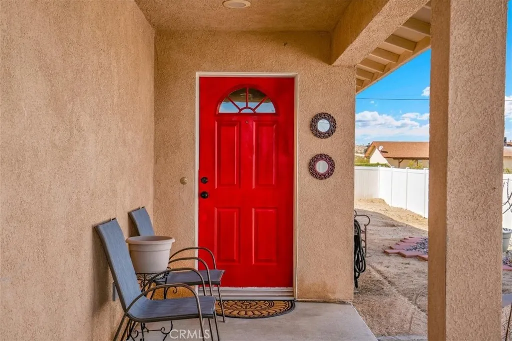 6752 Manzanita Avenue, Twentynine Palms, California 92277 home-pic-4