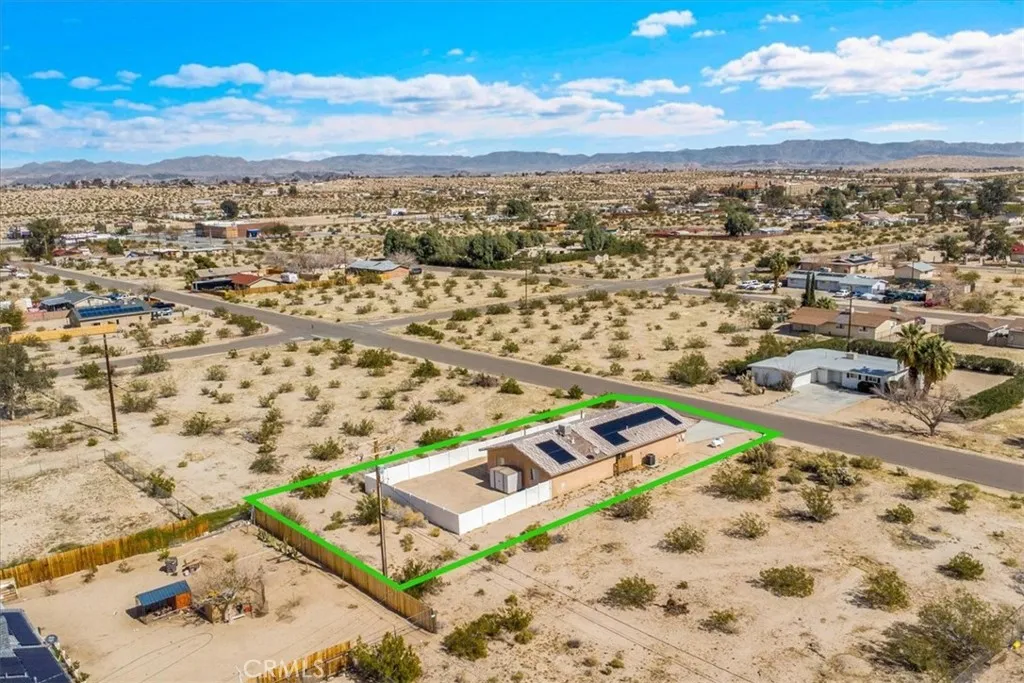 6752 Manzanita Avenue, Twentynine Palms, California 92277 home-pic-40